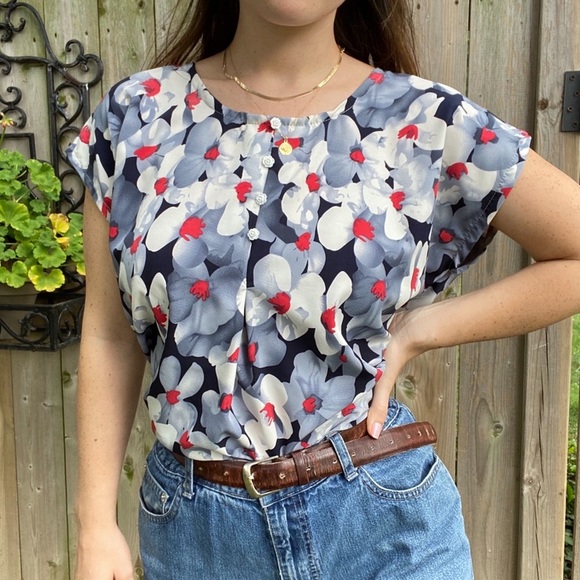 Grey floral blouse - Picture 3 of 6